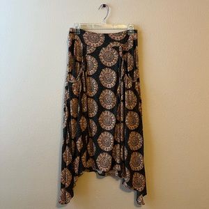 Free People midi skirt w/ gorgeous multicolored mandala-esque pattern (size S)